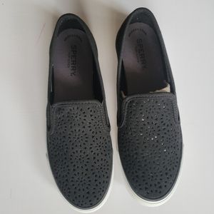 Sperry Topsider Seaside Perf Emboss Slides